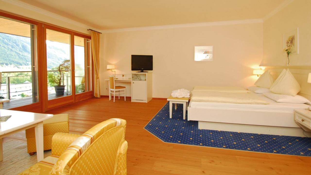 Hotel Olympia Bruneck Exteriör bild