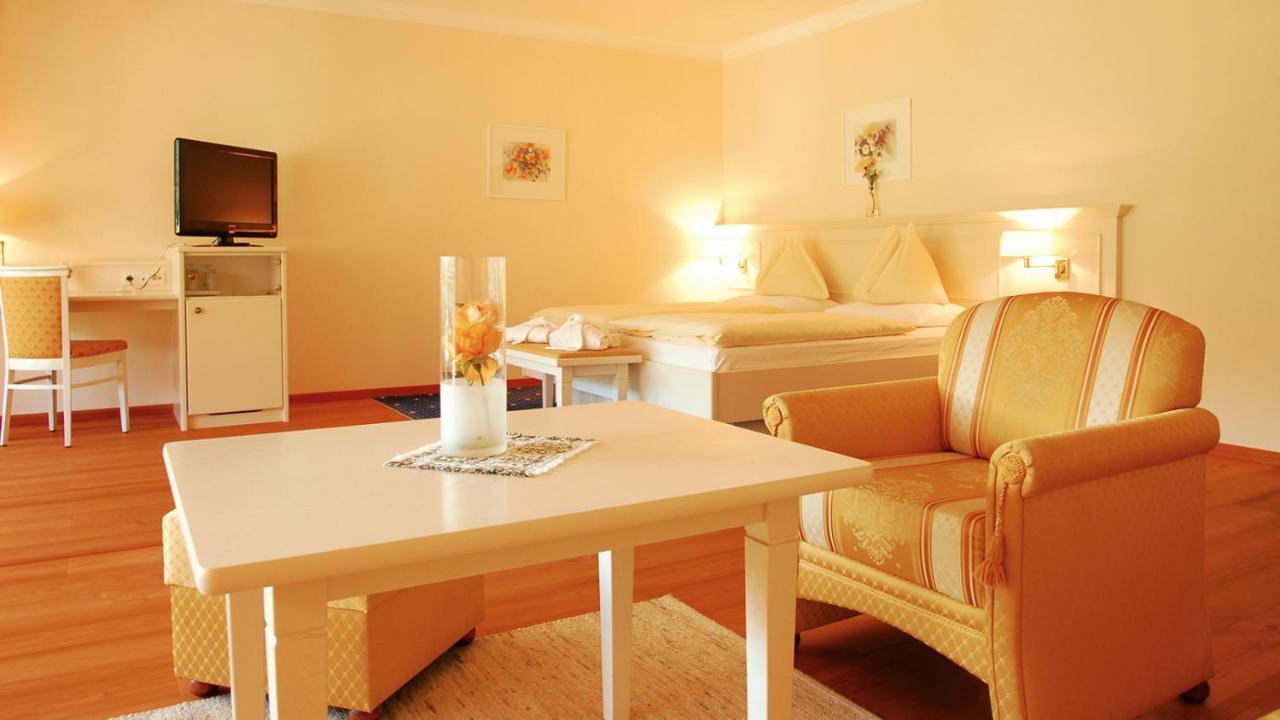 Hotel Olympia Bruneck Exteriör bild